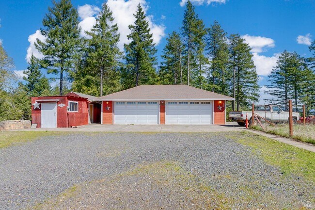 Building Photo - 18526 Mariposa Creek Rd