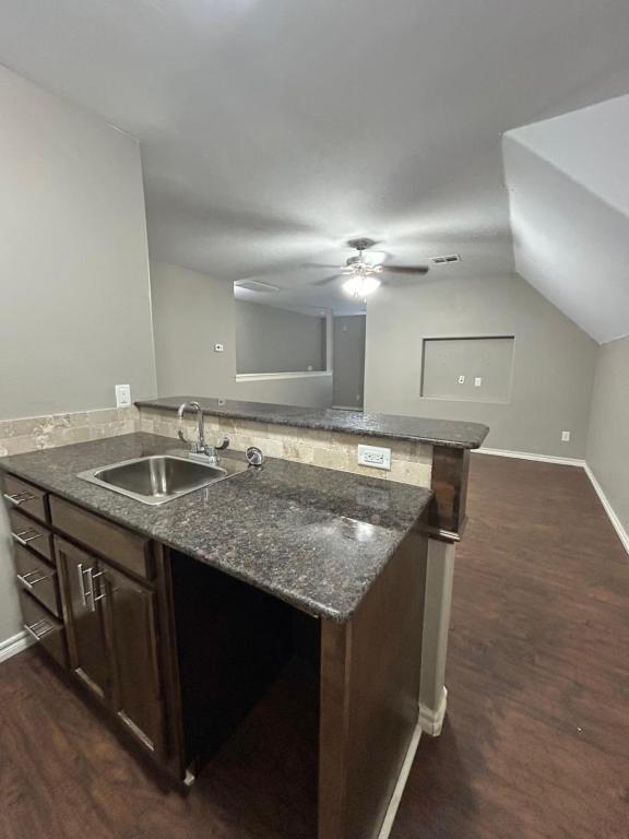 Building Photo - 5701 NW Valor Ave