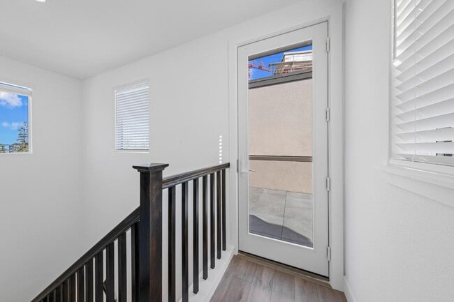 Building Photo - 302 Tea Tree Terrace