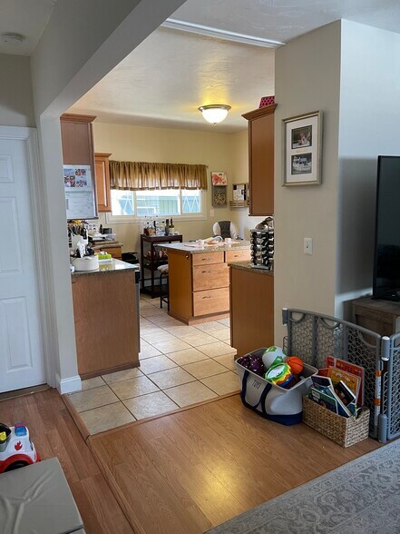 Primary Photo - 159 K St