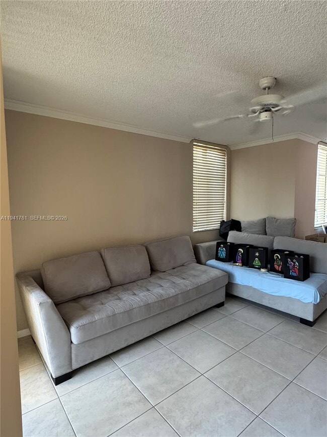 Building Photo - 4840 N State Rd 7