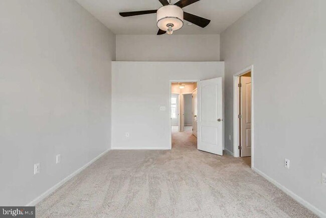 Building Photo - 43217 Whelplehill Terrace