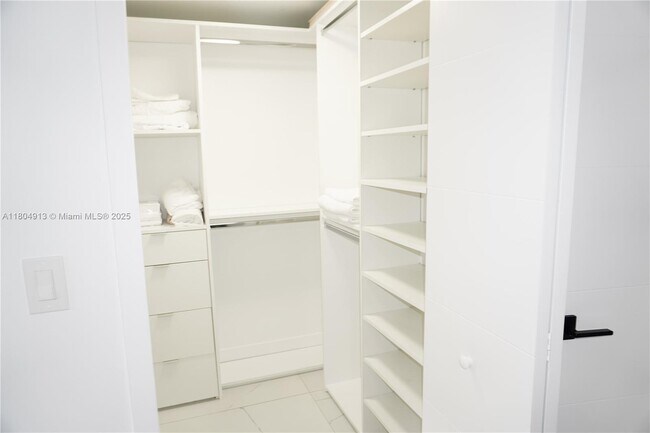 Building Photo - 11520 SW 57th St