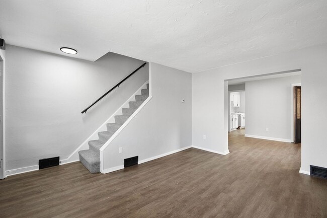 Building Photo - SECURE your spot TODAY and ENJOY $100 OFF ...