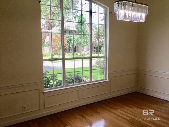 Building Photo - 112 Kensington Ct