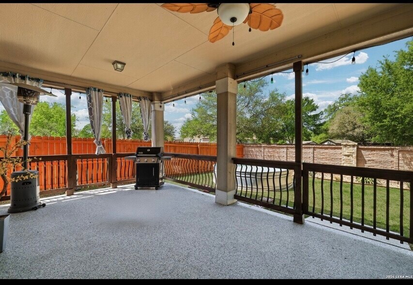 Covered back porch - 7743 Robert Mondavi