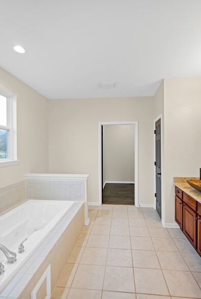 Building Photo - 2660 Harnish Dr