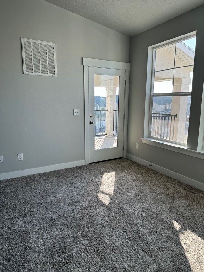 Building Photo - Condo in the Lehi Exchange Community!! 3 bed/2bth 1 car Garage!!!
