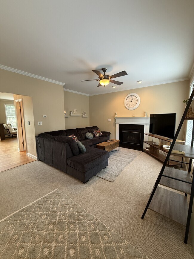 Building Photo - 5212 Flintrock Ct