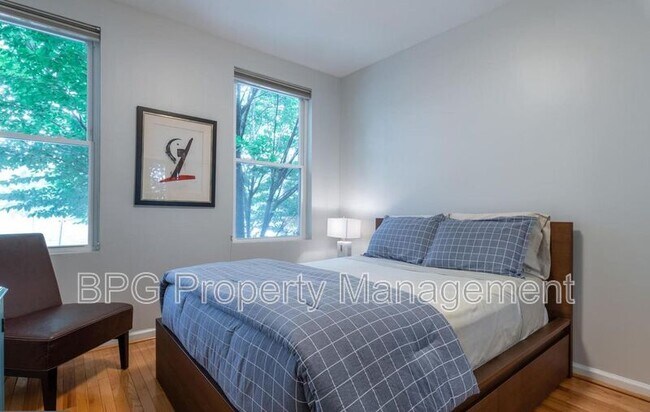 Building Photo - 1512 10th St NW