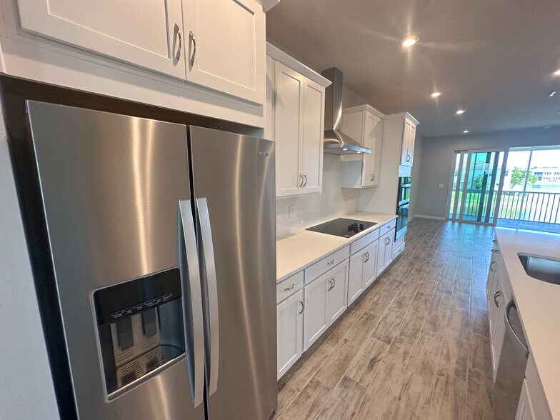 Building Photo - 4551 Arboretum Cir