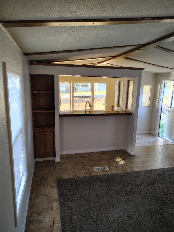 Building Photo - 120 SE Mink Gln