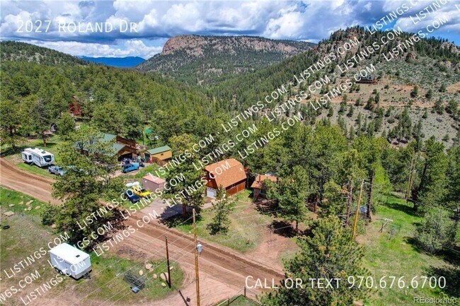 Building Photo - 2027 Roland Dr