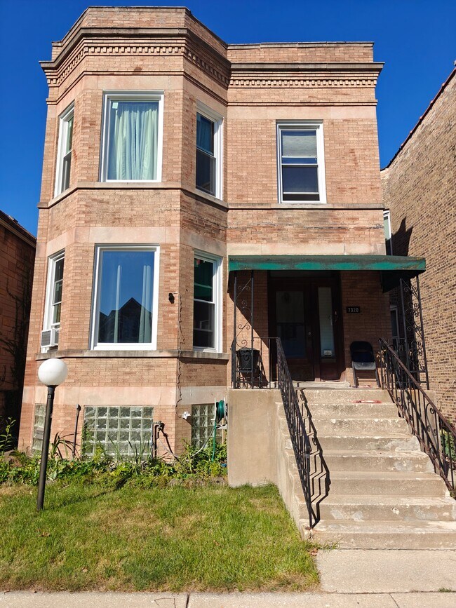 Building Photo - 7320 S Champlain Ave