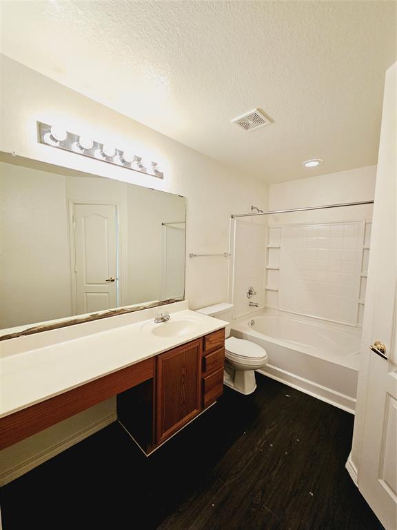 Building Photo - 7020 Doyal Dr