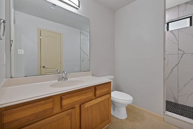 Building Photo - 3416 Stonecrest Cir