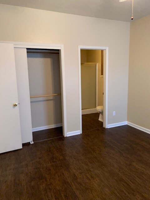 Building Photo - 3003 Whisper Oaks Ln