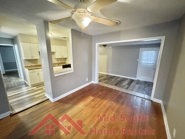 Building Photo - 3588 Hendricks Ave