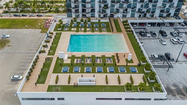 Building Photo - 5300 Paseo Blvd
