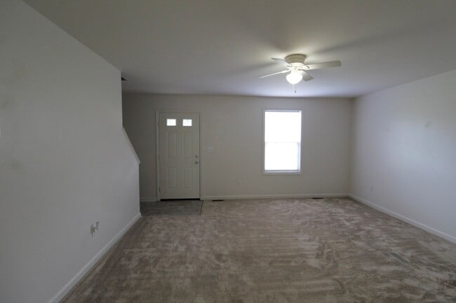 Building Photo - 1326 Devon Ln