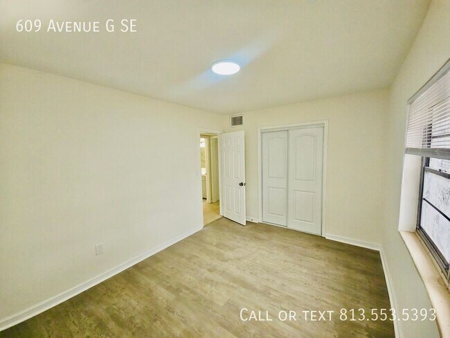 Building Photo - 609 Ave G SE