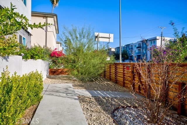 Building Photo - 11639 Burbank Blvd