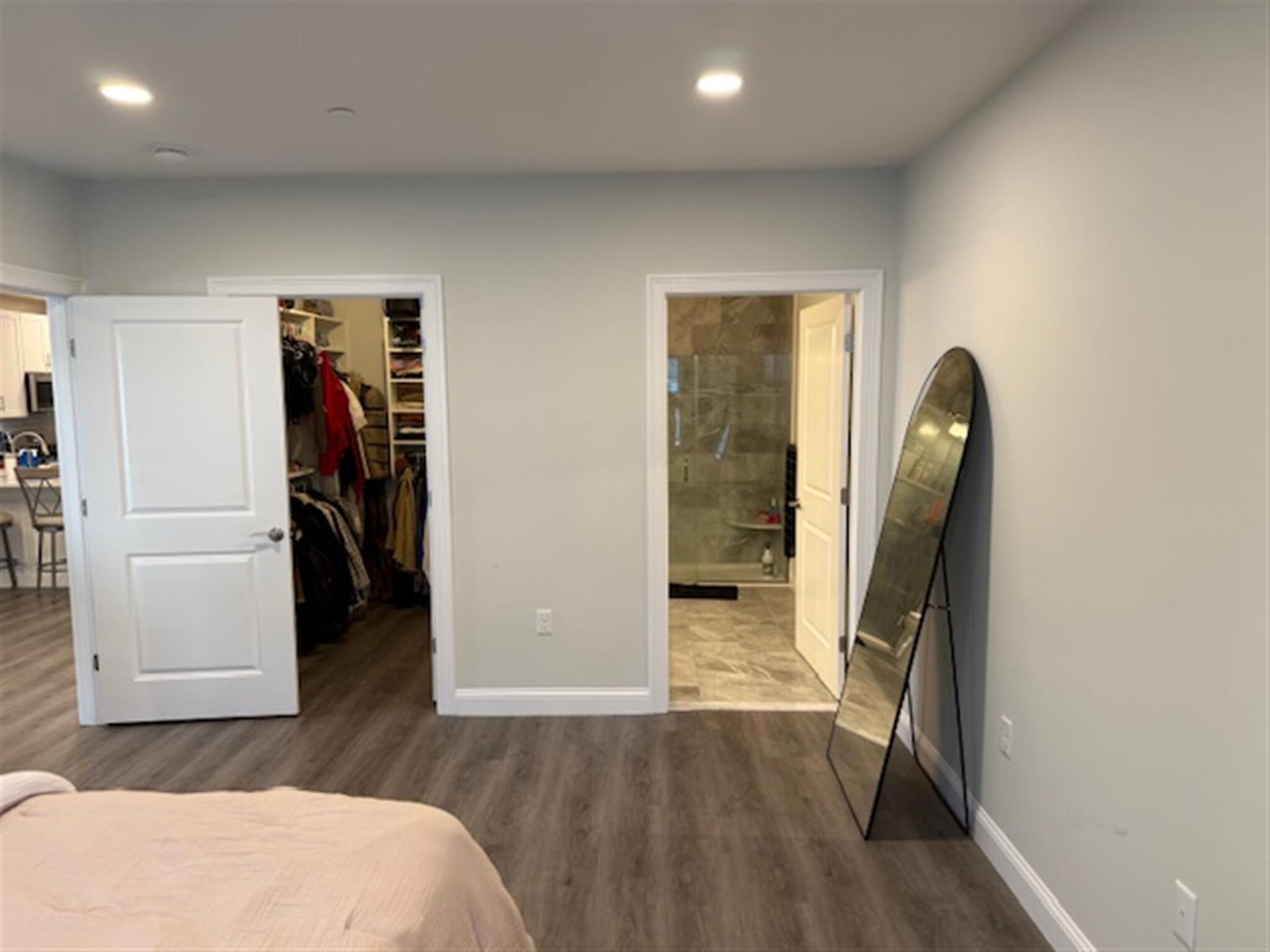 Building Photo - 320 Middlesex Ave