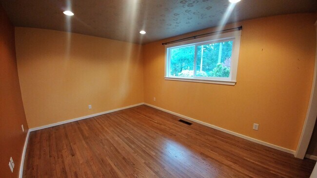 Building Photo - O&#39;Neill 7551