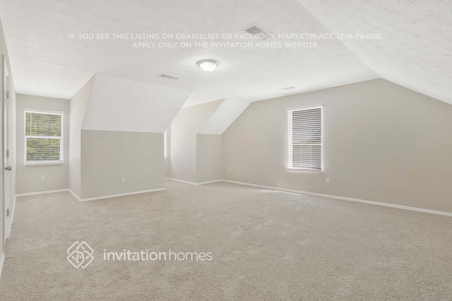 Building Photo - 1141 Shady Creek Dr