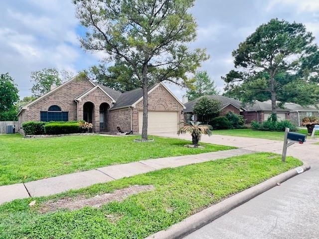 Building Photo - 1809 Village Ct Ln