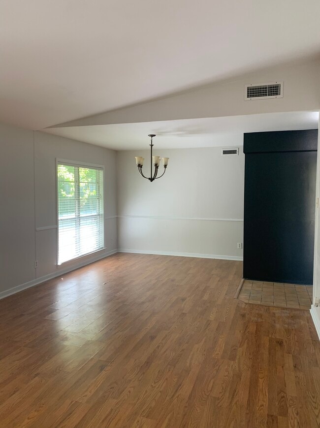 Building Photo - 2408 N 15th St