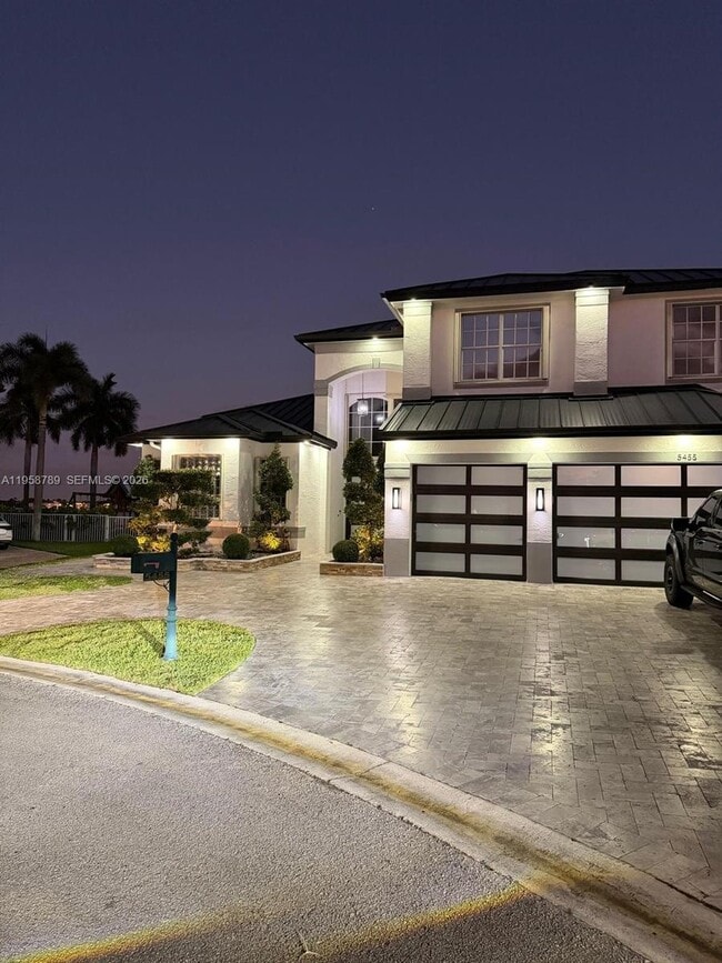 Building Photo - 5455 SW 191st Terrace