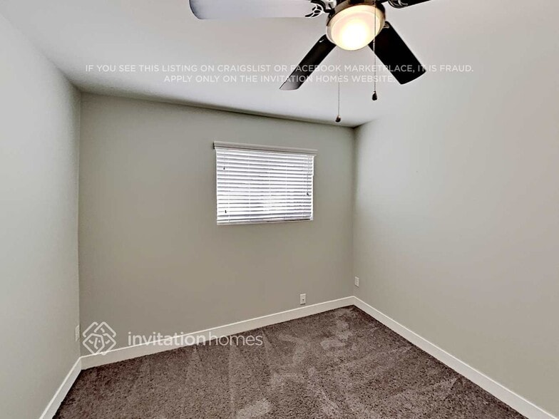 Building Photo - 2136 E Broadmor Dr