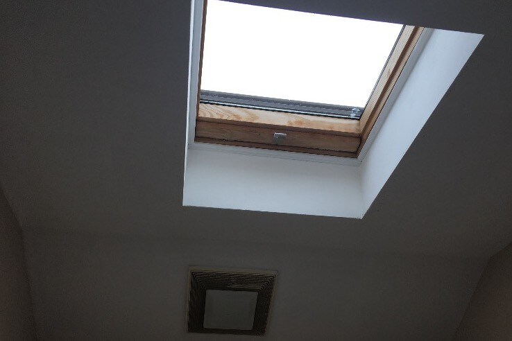 Skylights in both bedrooms - 9 Green St