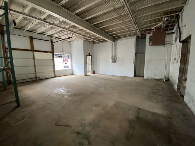 Building Photo - Across from Berkeley City Hall!