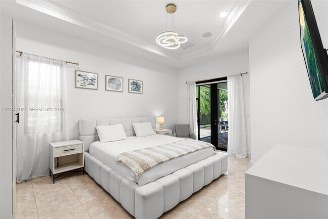 Building Photo - 10185 Cameilla St