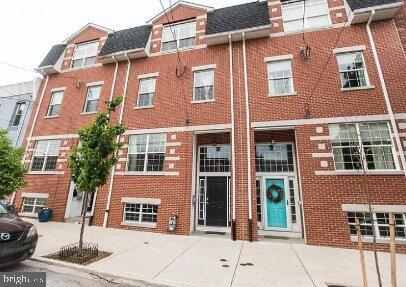 Building Photo - 2545 E Dauphin St