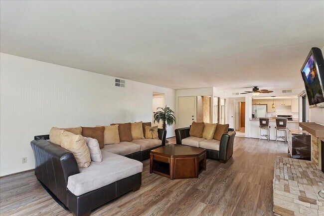 Building Photo - 46638 Arapahoe Ln