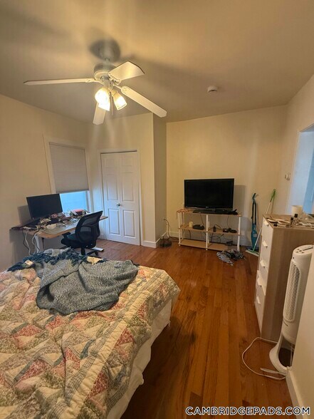 Building Photo - 60 Walden St