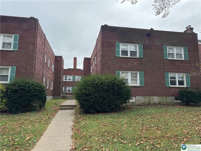 Building Photo - 2228-2236 W Allen St