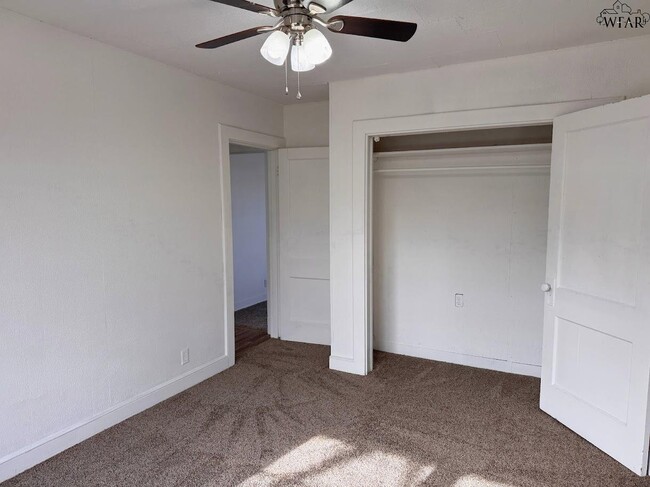 Building Photo - 2209 Talunar Ln