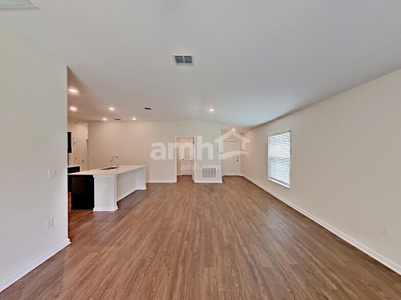 Building Photo - 4351 Seven Canyons Dr