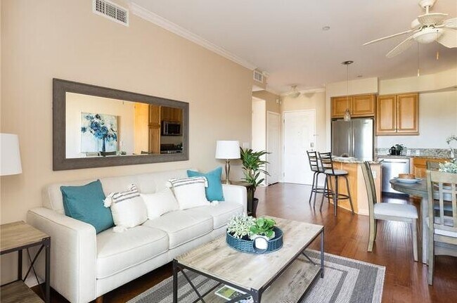 Building Photo - 21345 Hawthorne Blvd