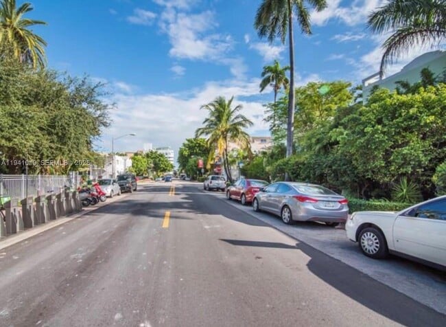 Building Photo - 1555 Pennsylvania Ave