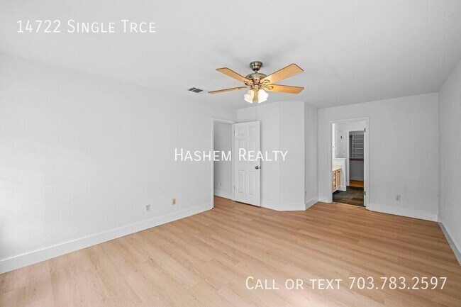 Building Photo - 14722 Single Trce