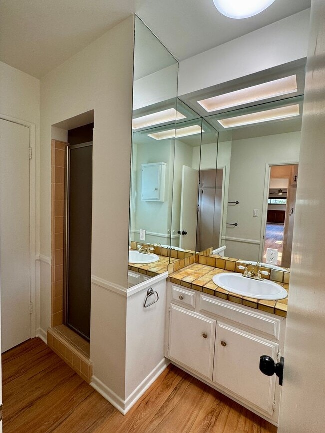 Building Photo - Charming 4-Bedroom Home on a Quiet Tree-Li...