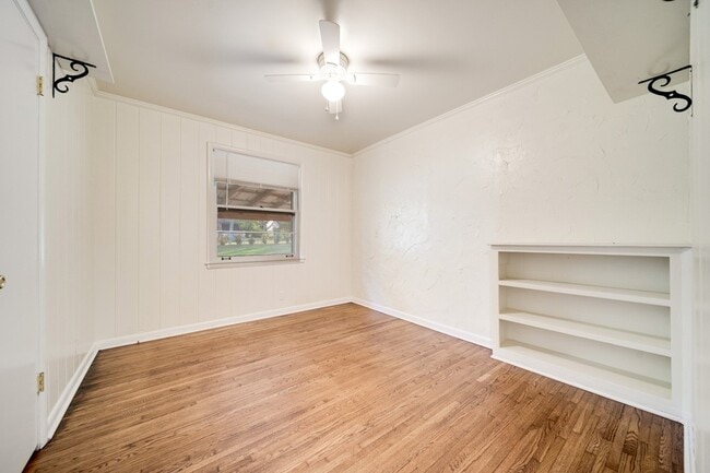 Building Photo - 106 Bluewater Dr