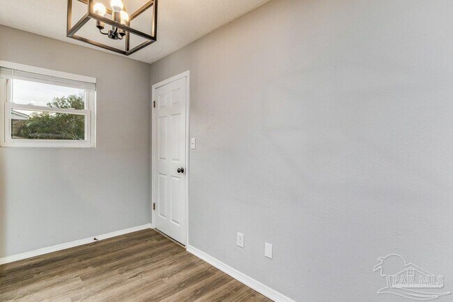 Building Photo - 5779 Wickford Ln