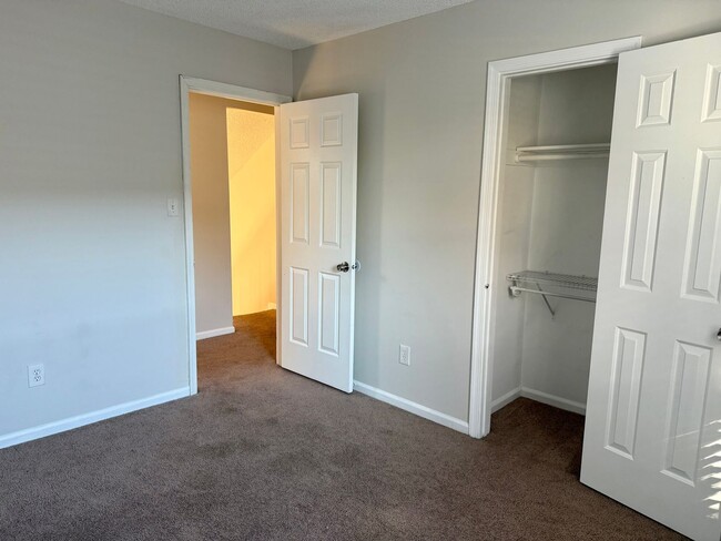 Building Photo - Beautiful Single-Family Home in Green Run