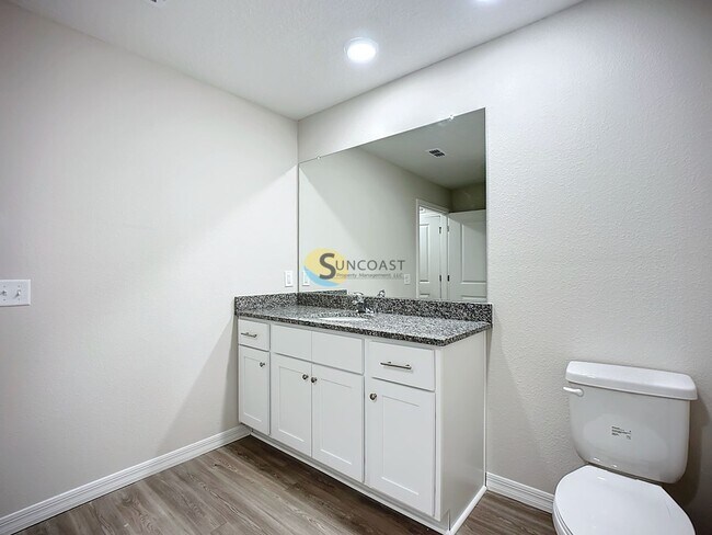 Building Photo - 11486 Oakfield Ct